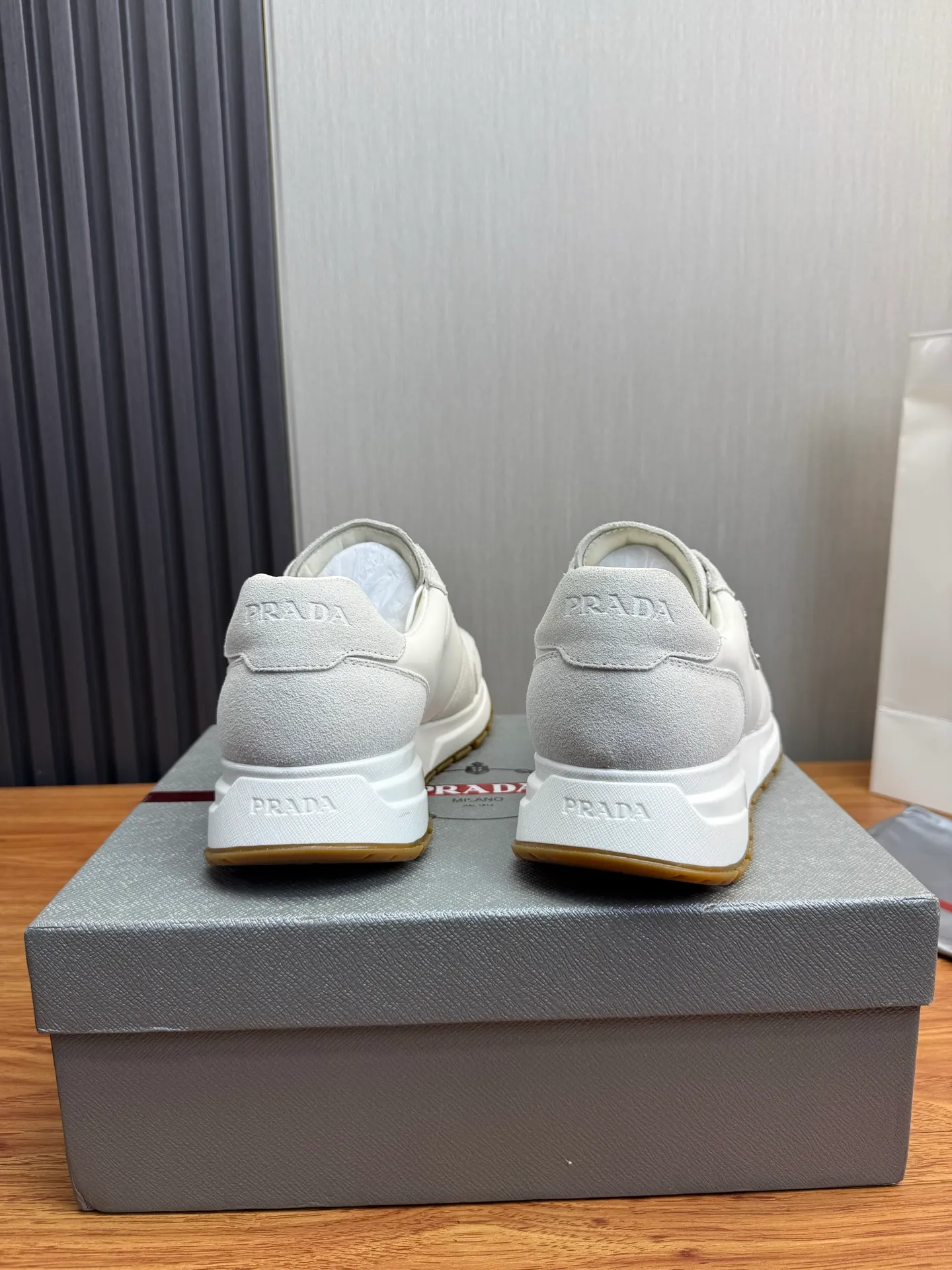 Men's shoes 560💰 [PRADA] Popular items in men's shoe counters, synchronized with the official website, 1 high-quality shipment ✔️Original cowhide + cowhide lining, 1🆚1 replica, original sole, 38-45 (45 customized, non-refundable)